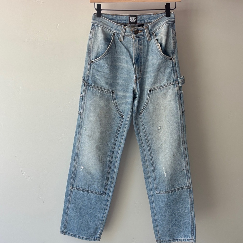 BDG Women’s Relaxed Fit Jeans in Light Blue